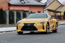 Lexus LS 500h (2017)