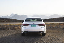 Lexus LS 500h (2017)