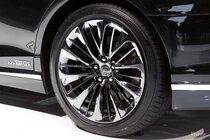 Lexus LS 500h (2017)