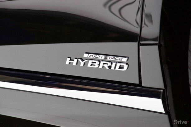 Lexus LS 500h (2017)