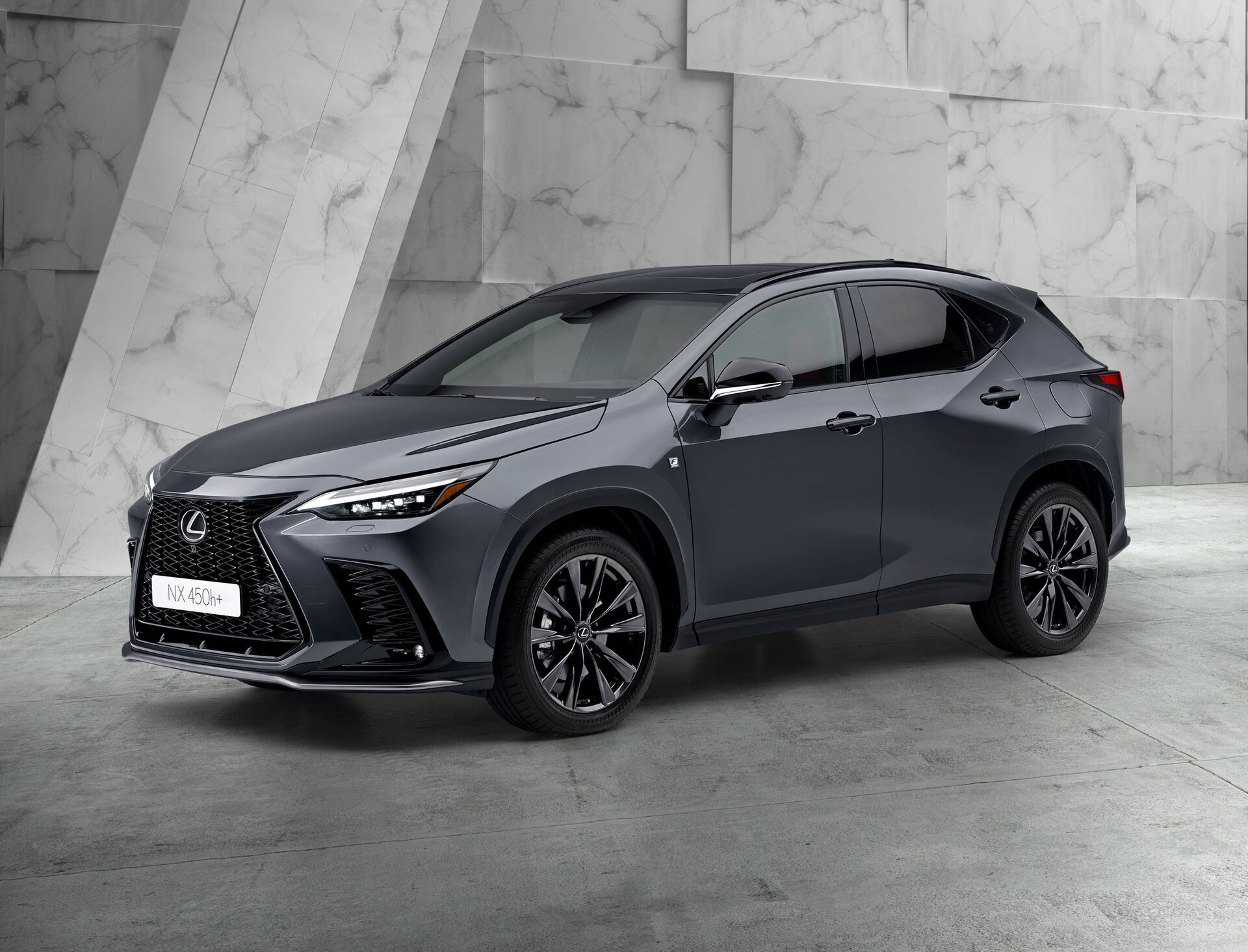 Lexus NX (2021)