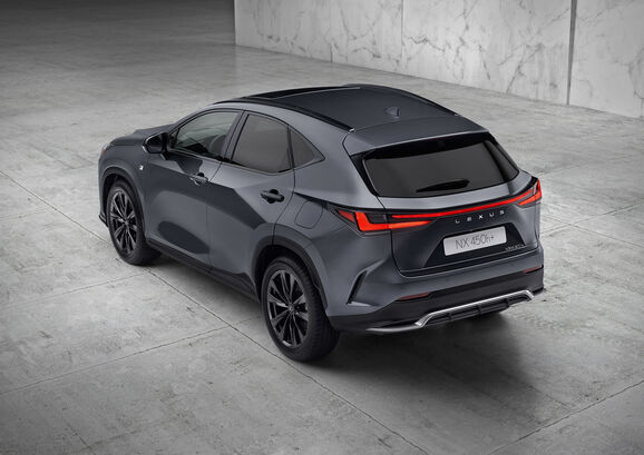 Lexus NX (2021)