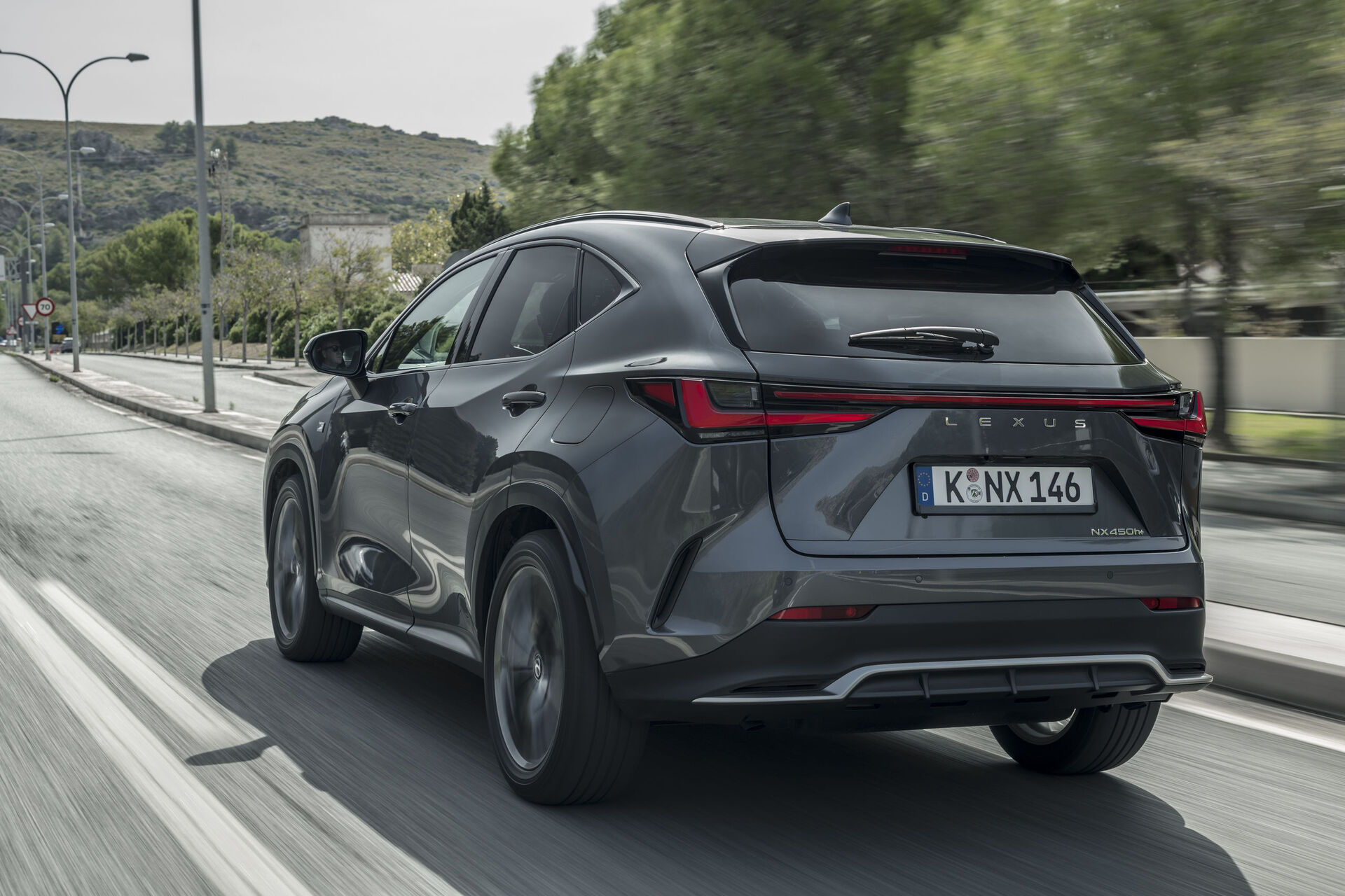Lexus NX (2021)