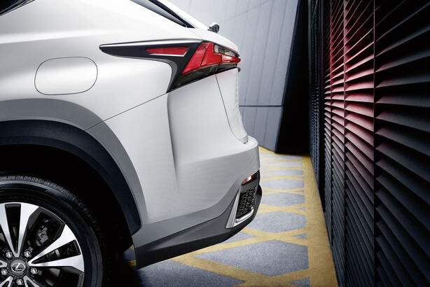 Lexus NX 300h