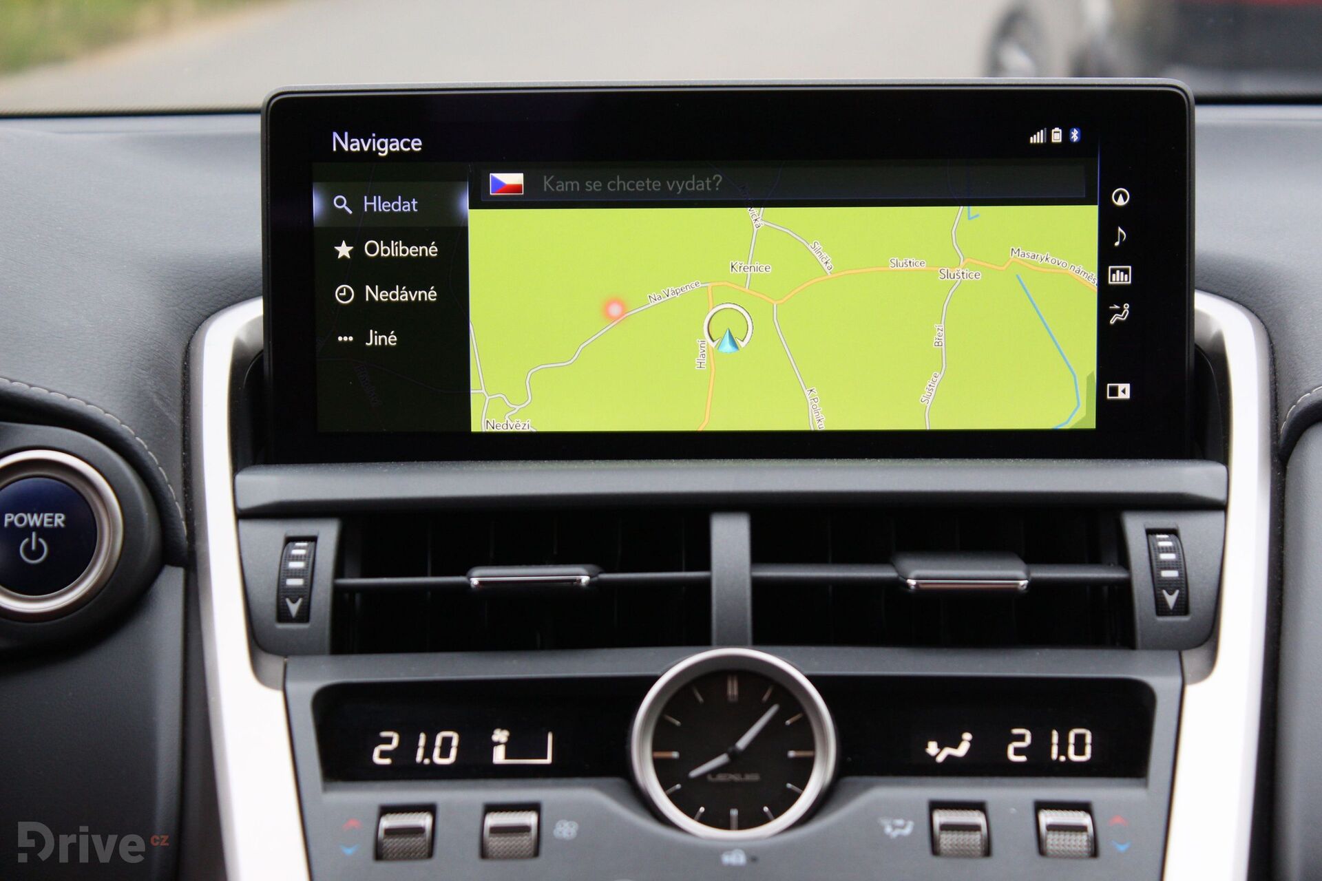 Lexus NX 300h (2015)