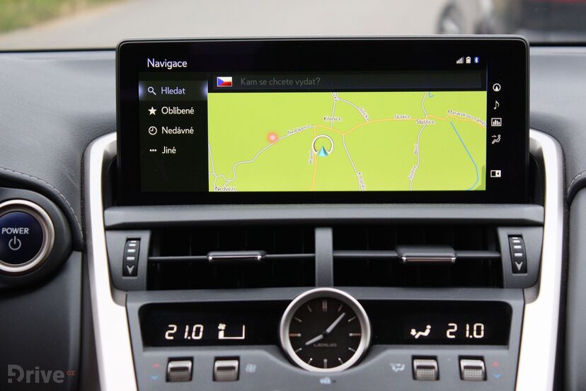 Lexus NX 300h (2015)