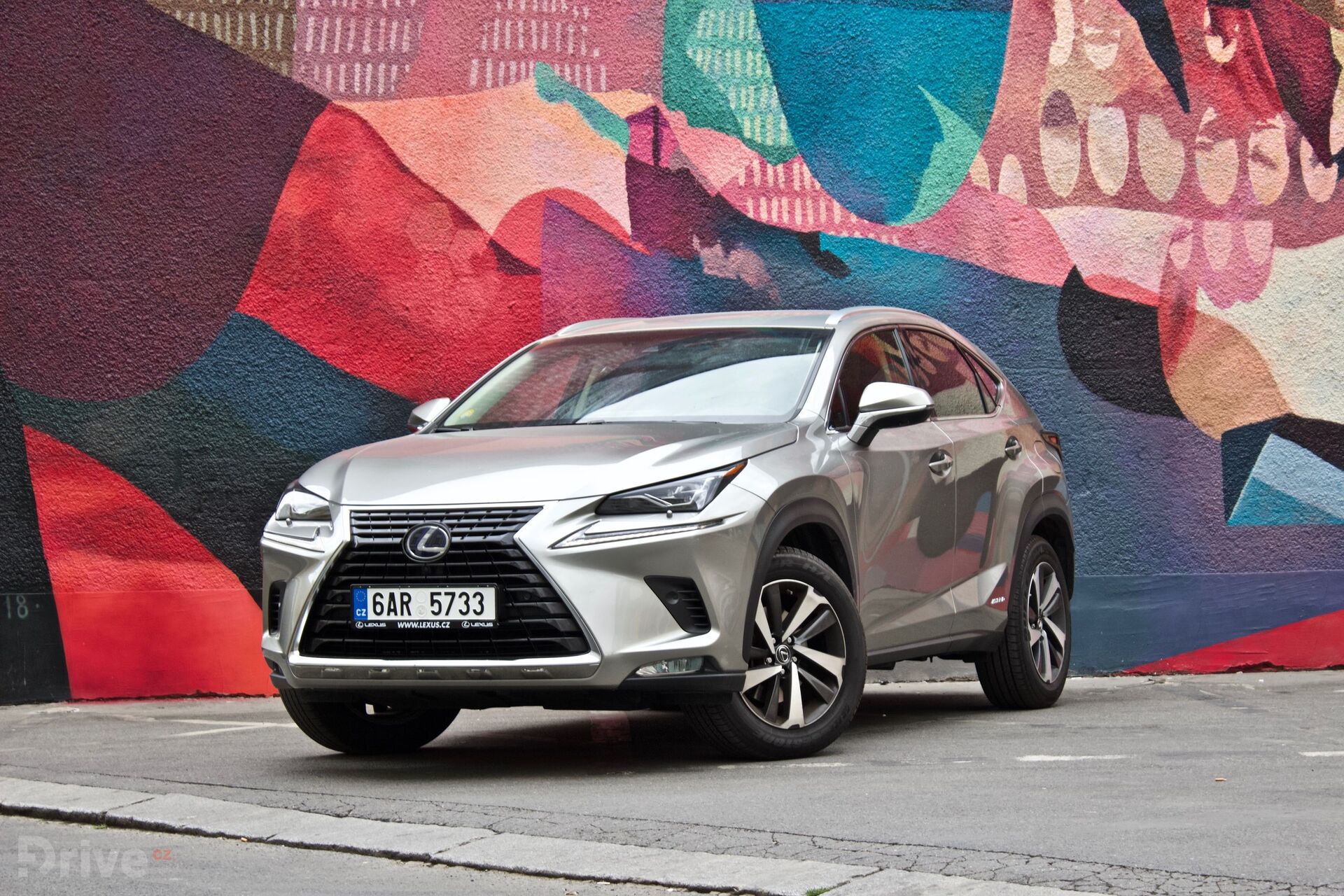 Lexus NX 300h (2015)