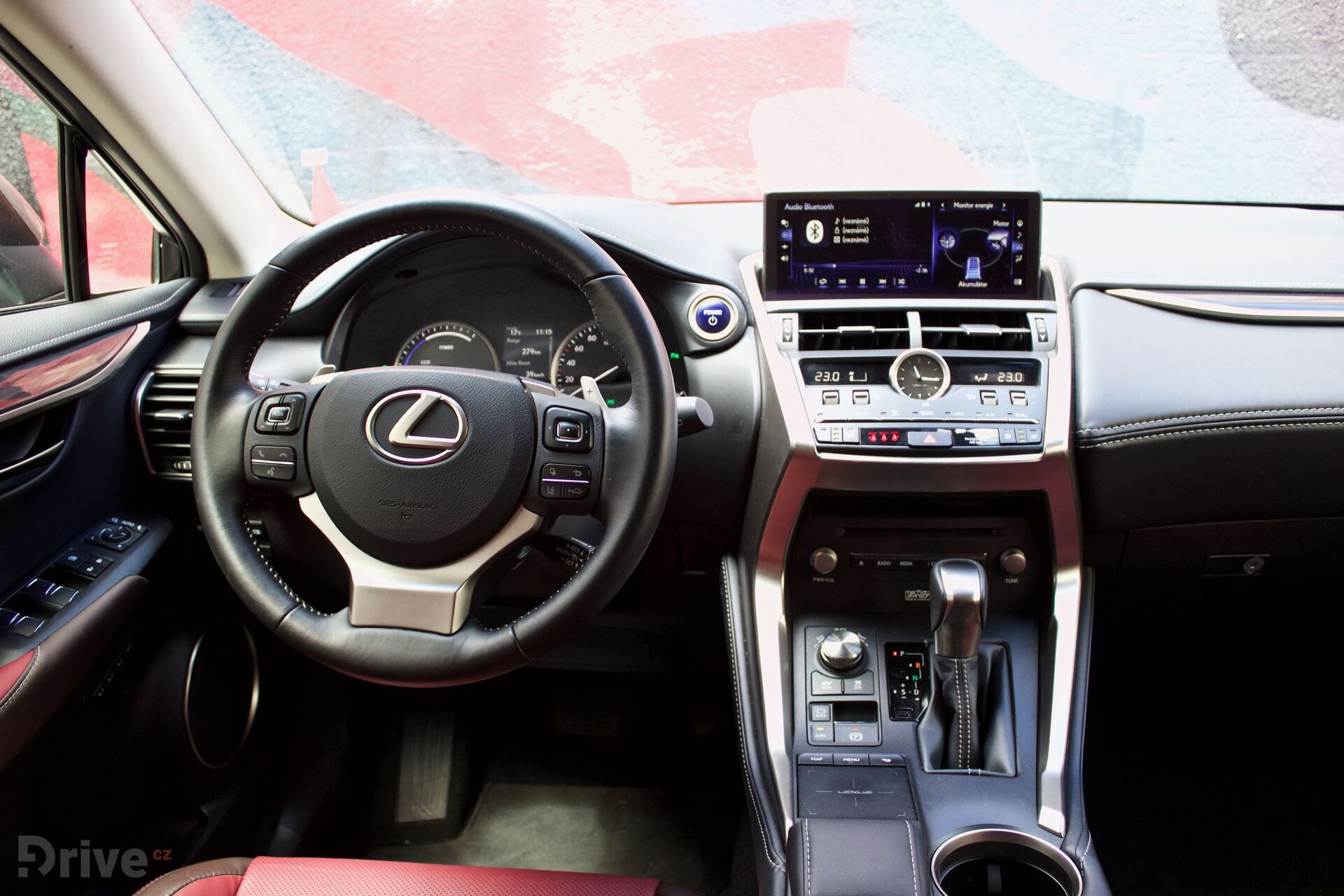 Lexus NX 300h (2015)