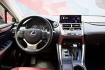 Lexus NX 300h (2015)