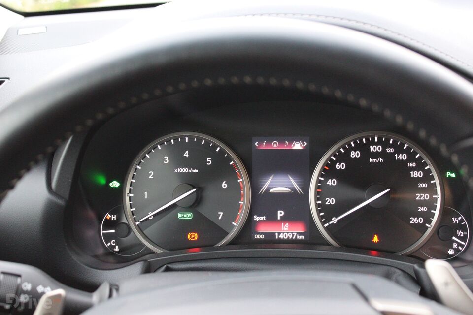 Lexus NX 300h (2015)