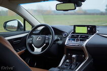 Lexus NX 300h (2015)