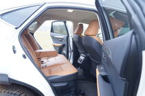 Lexus NX 300h (2015)