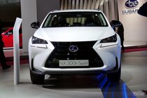 Lexus NX 300h (2015)