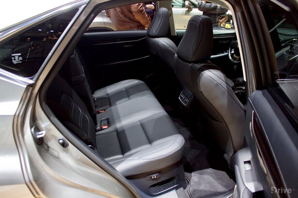 Lexus NX 300h (2015)