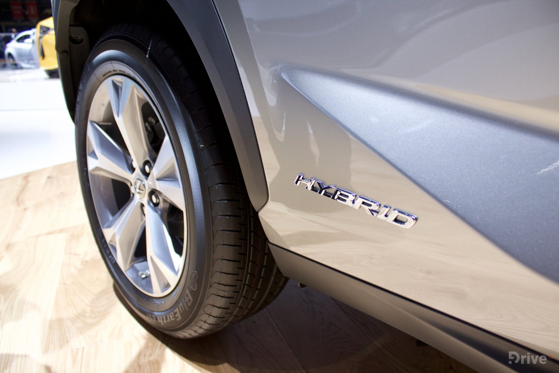 Lexus NX 300h (2015)