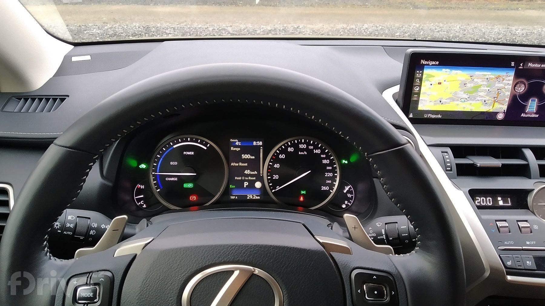 Lexus NX 300h AWD (2020)