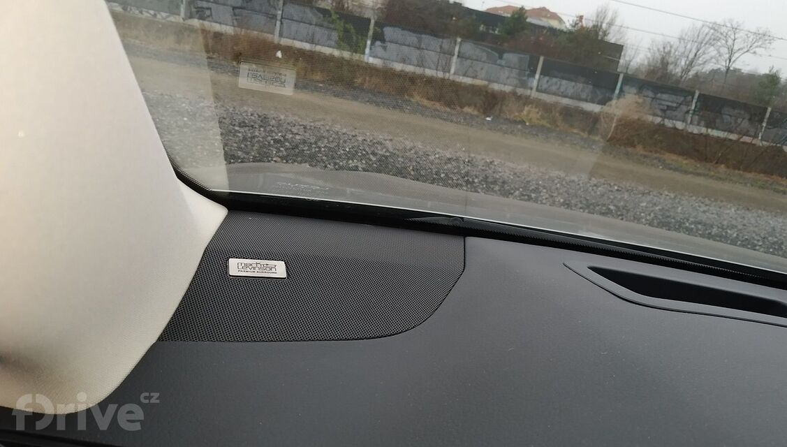 Lexus NX 300h AWD (2020)