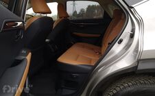 Lexus NX 300h AWD (2020)