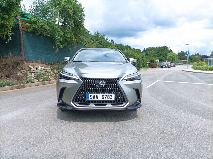 Lexus NX 350h Luxury Top (2022)