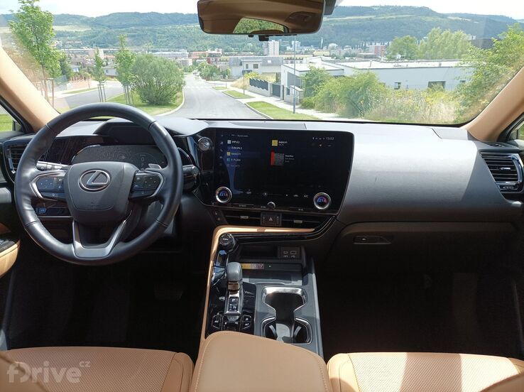 Lexus NX 350h Luxury Top (2022)