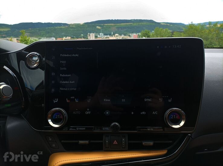 Lexus NX 350h Luxury Top (2022)