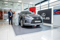 Lexus RX (2019)