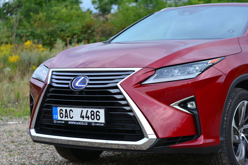 Lexus RX 450h (2015)