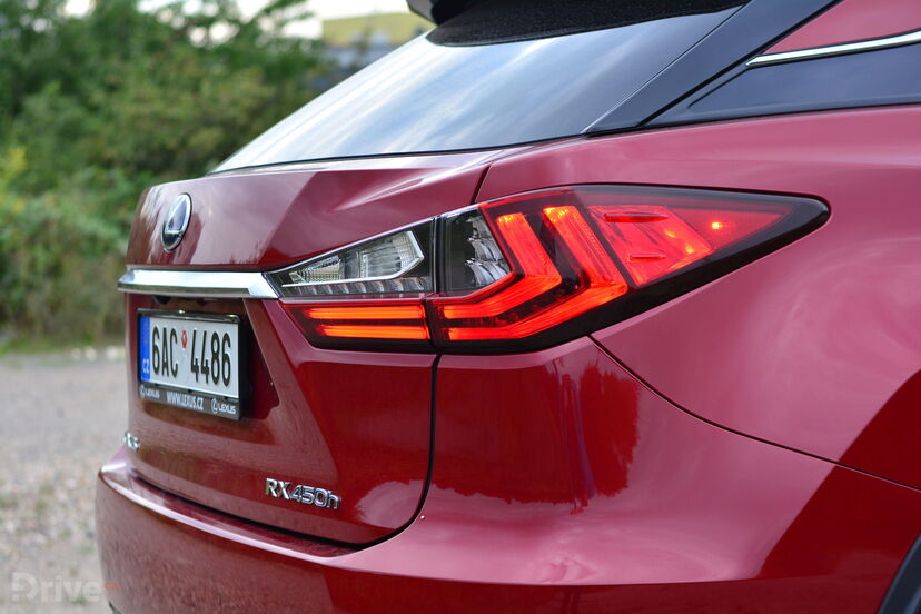 Lexus RX 450h (2015)