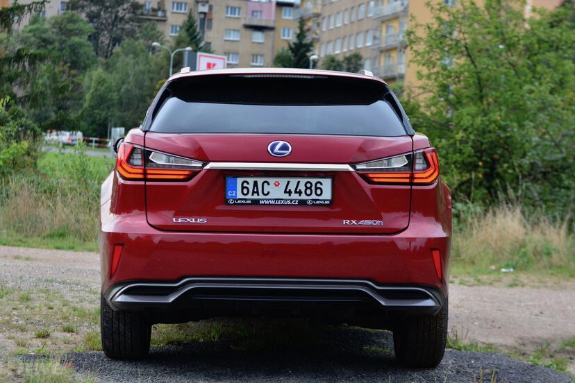 Lexus RX 450h (2015)