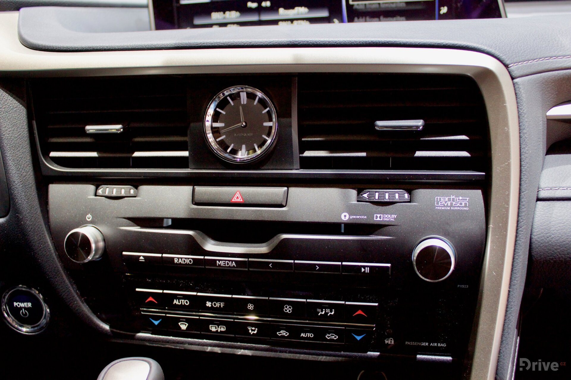 Lexus RX 450h (2015)