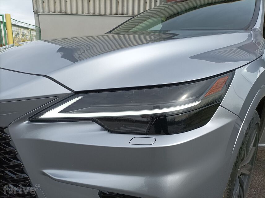 Lexus RX 500h (2023)