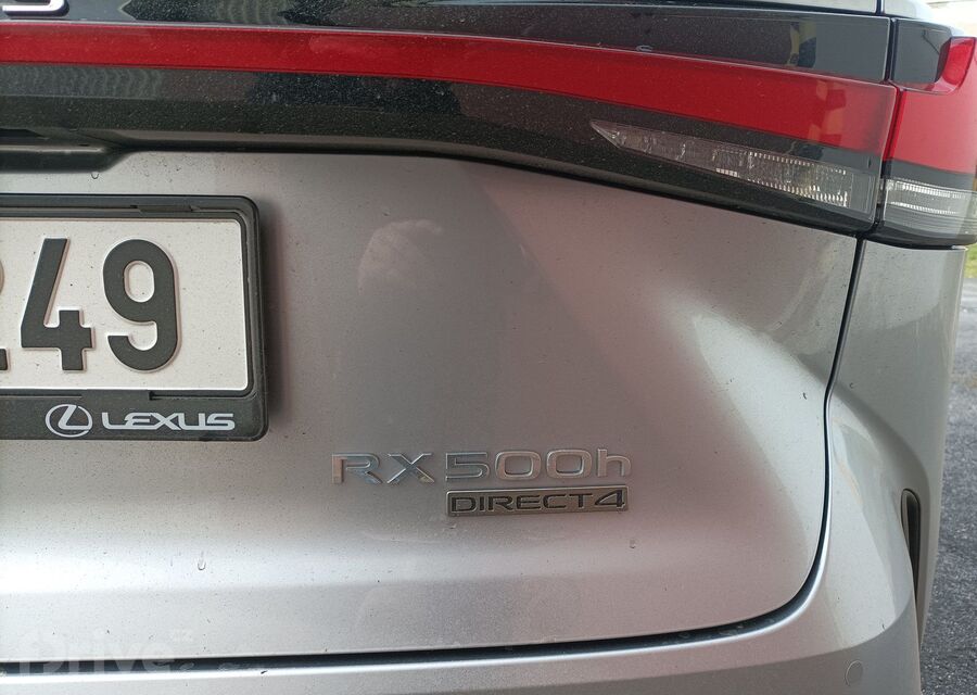 Lexus RX 500h (2023)