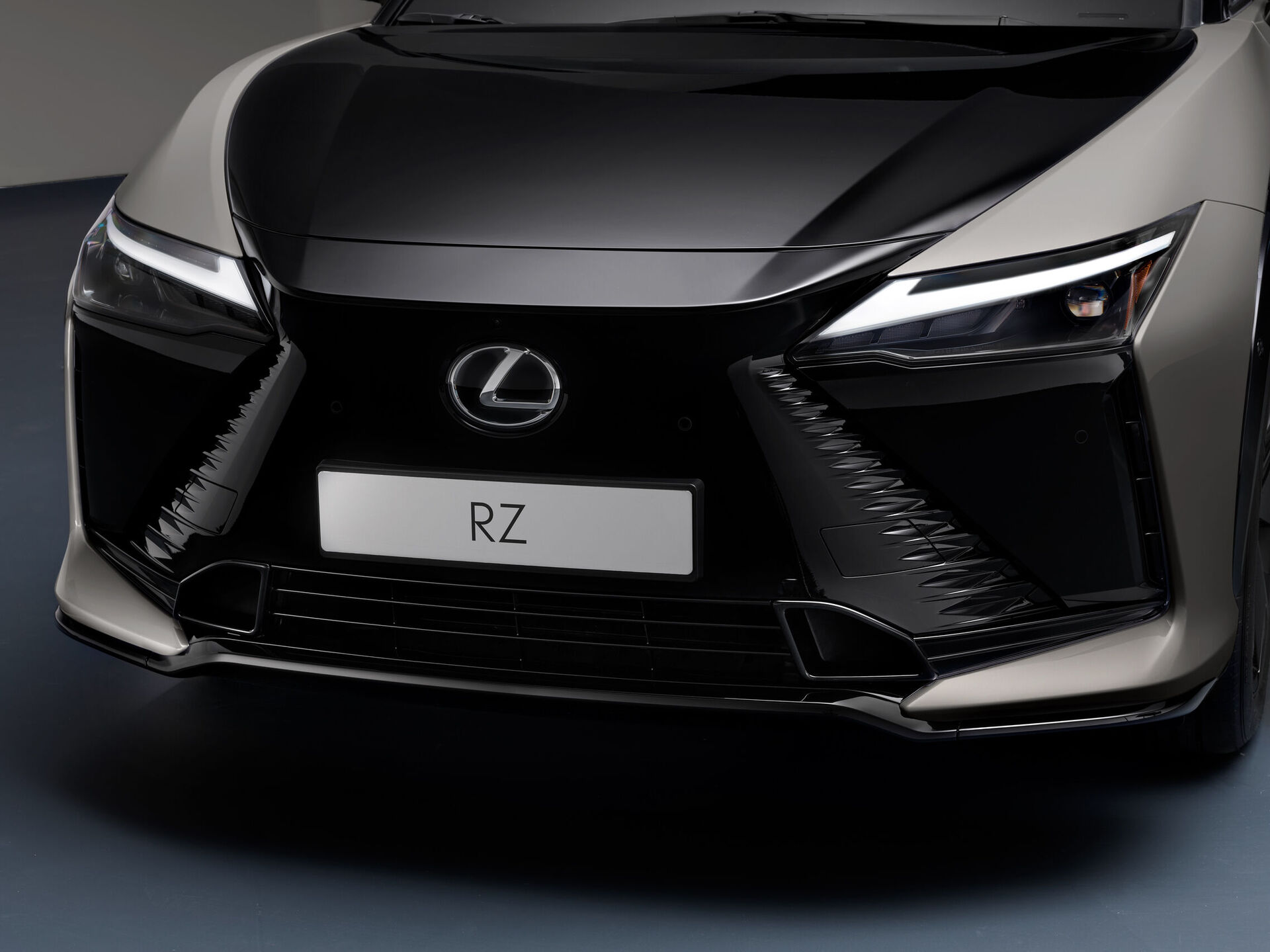 Lexus RZ (2025)