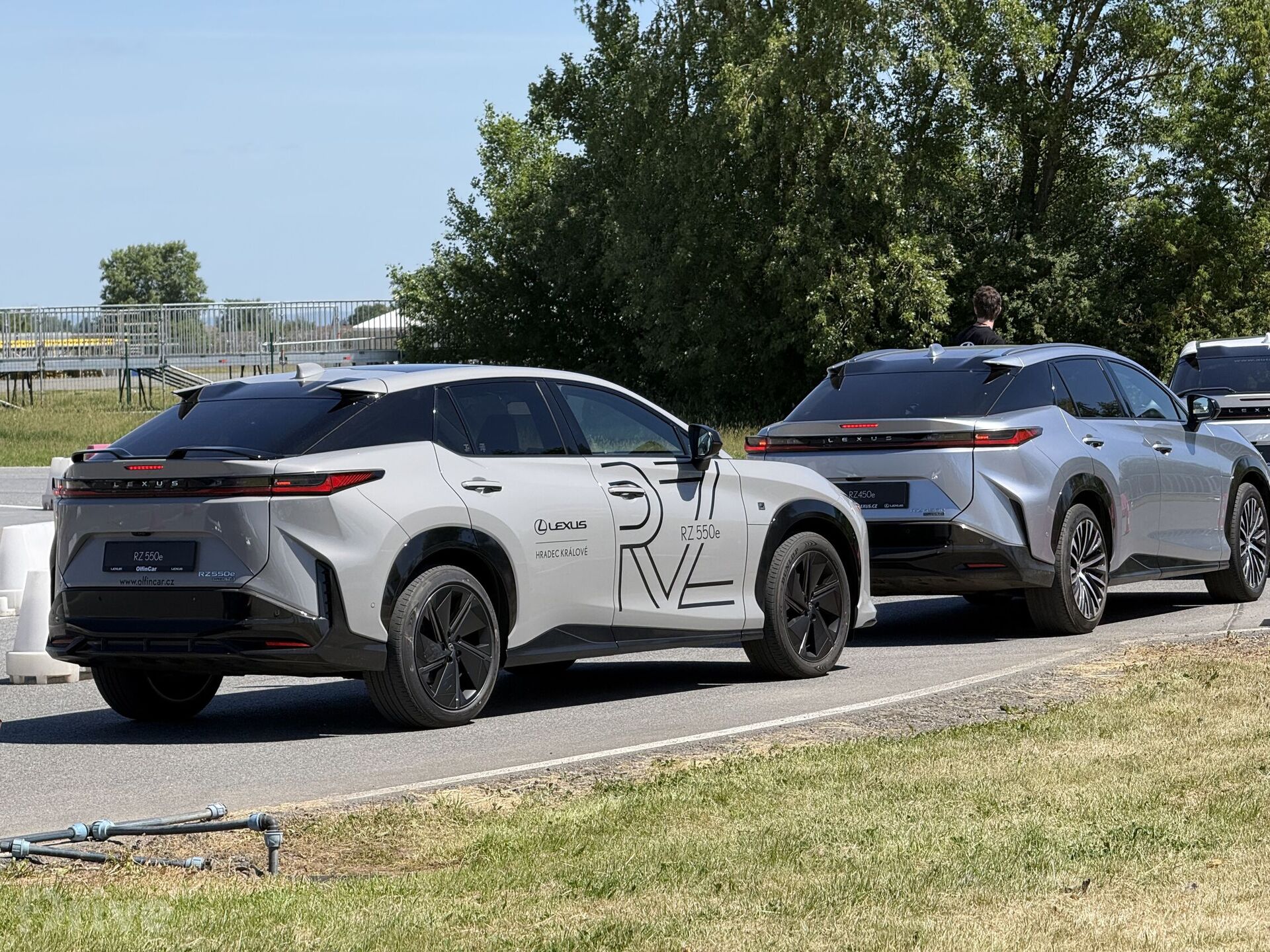Lexus RZ 550e