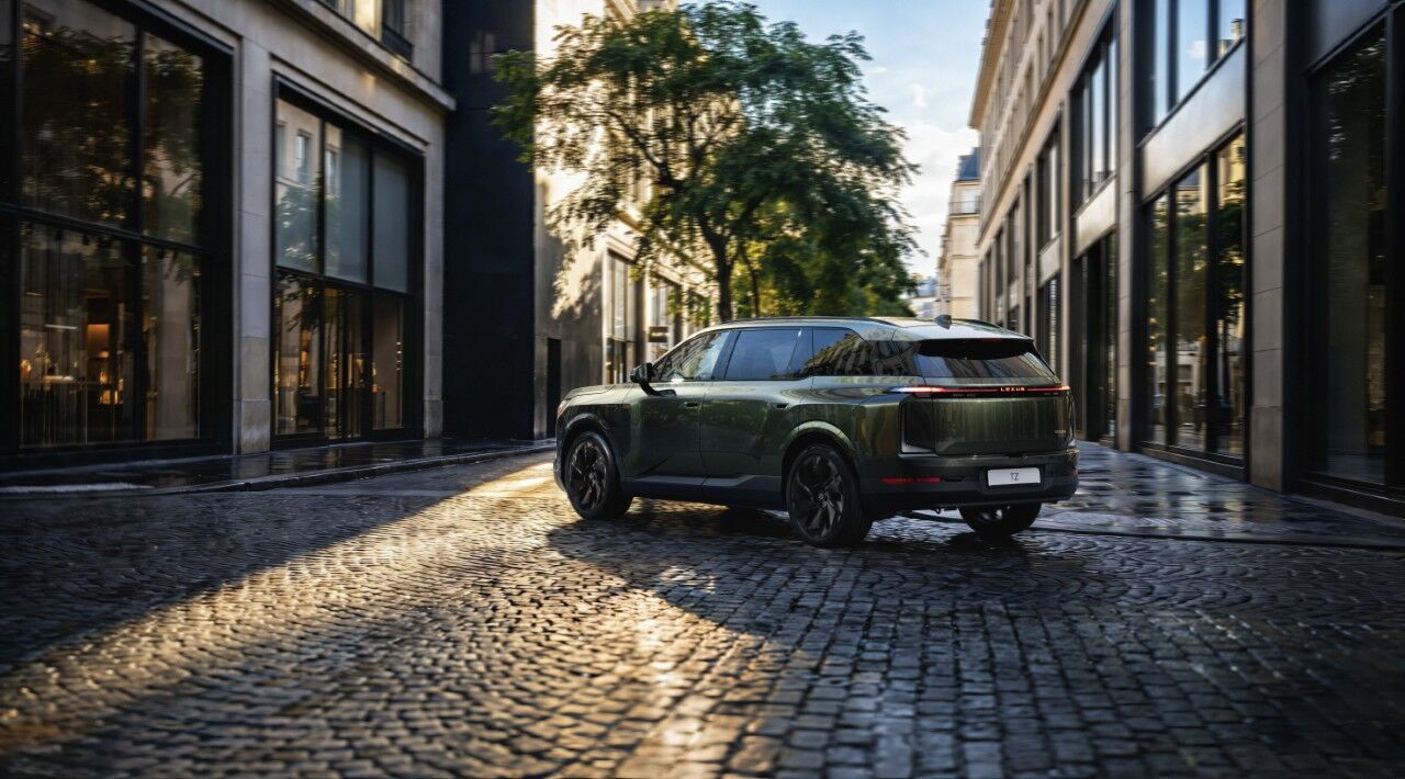 Lexus TZ