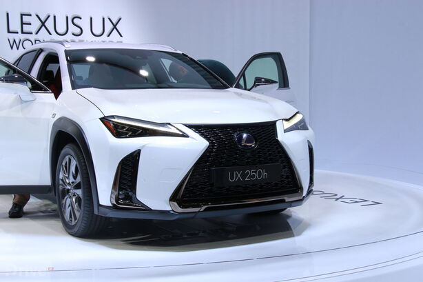 Lexus UX