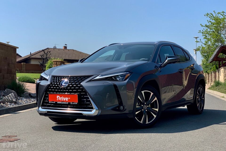 Lexus UX 250h