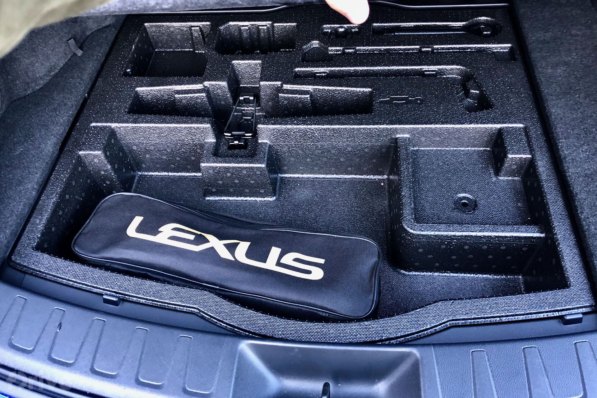 Lexus UX 250h