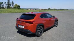 Lexus UX 250h 4x4