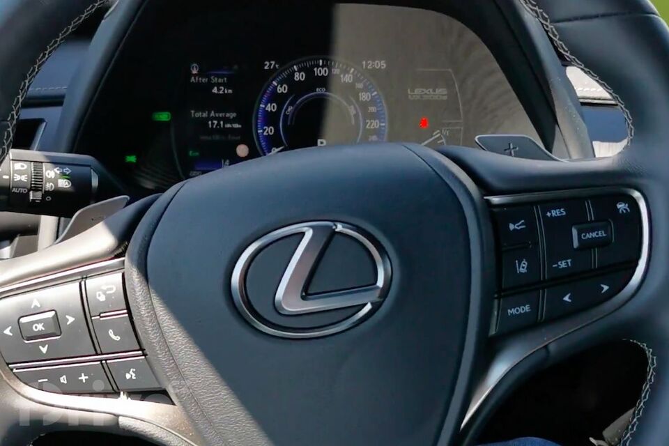 Lexus UX 300e (2020)