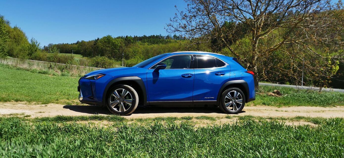 Lexus UX 300e (2020)