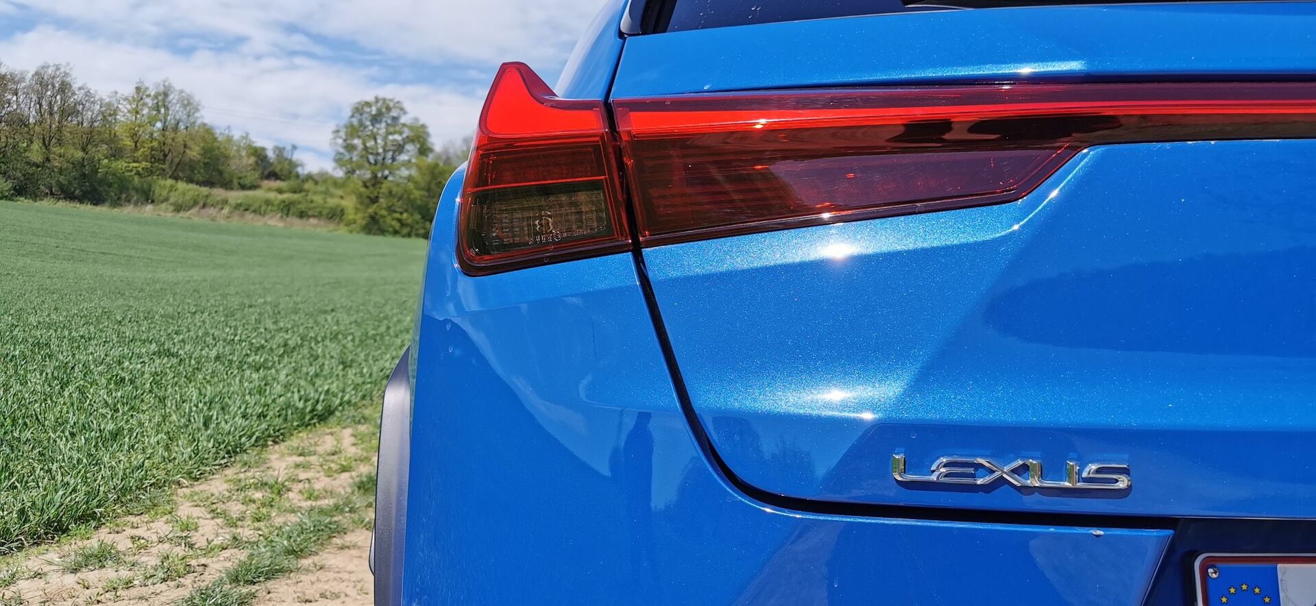 Lexus UX 300e (2020)