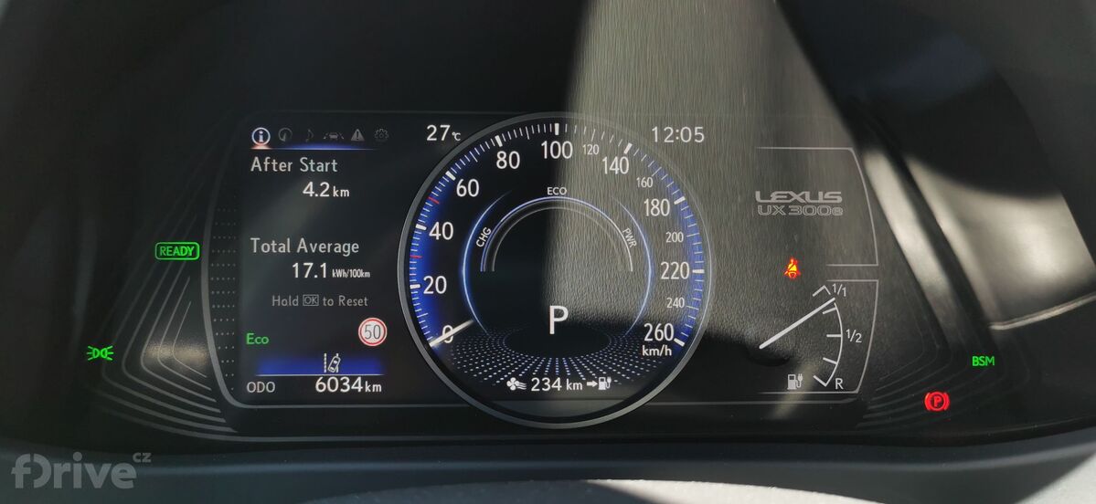 Lexus UX 300e (2020)