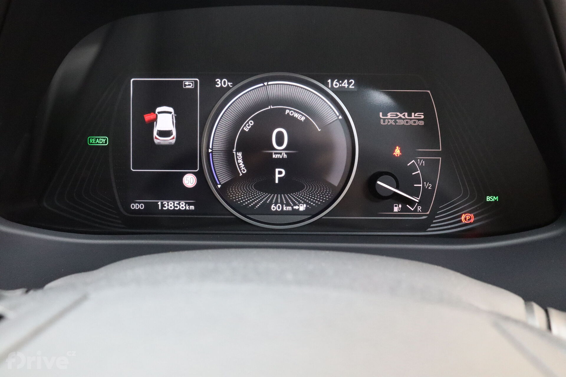 Lexus UX 300e (2020)