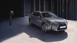 Lexus UX 300e (2023)