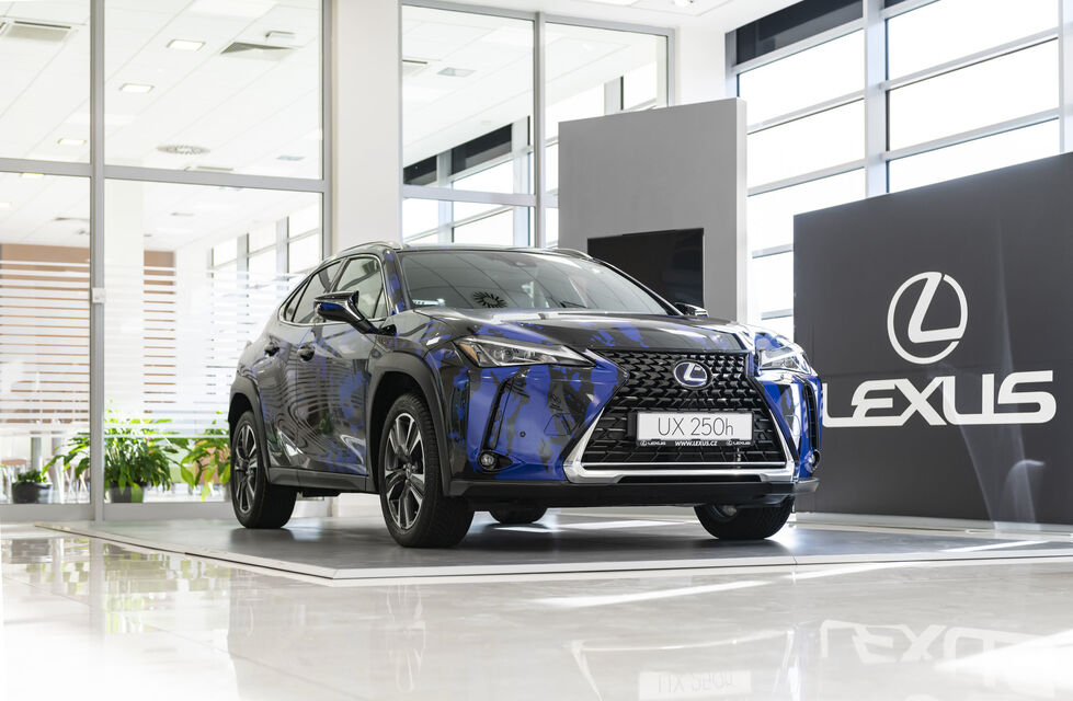 Lexus UX