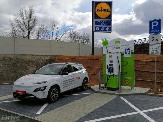 Lidl, Benátky nad Jizerou, Exit km 27 dálnice D10