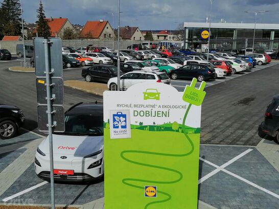 Lidl, Benátky nad Jizerou, Exit km 27 dálnice D10