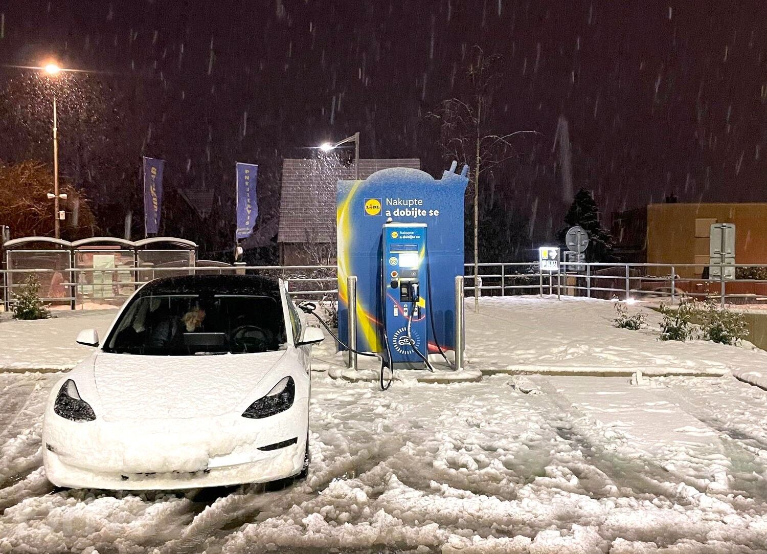Lidl, Benešov, ul. Červené Vršky, supermarket
