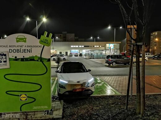 Lidl, Brno-Bohunice, ul. Pod nemocnicí, Supermarket Lidl